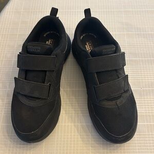 Skechers Air Cooled Goga Mat Air Wide Fit shoes. Size 12.  Velcro straps